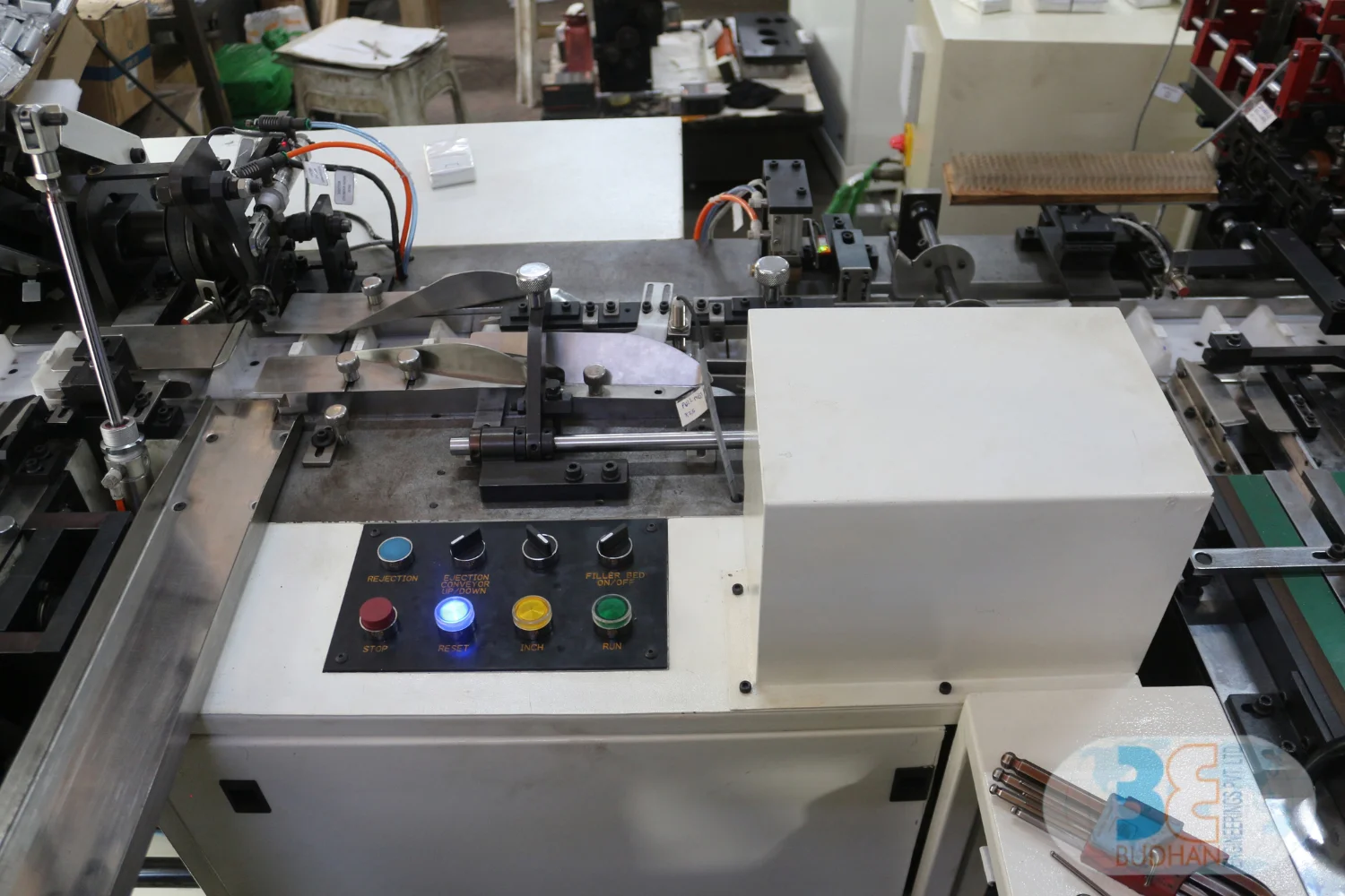 Budhan Fresh Pack™ Smart Seal HLP – Conveyor System Budhan Fresh Pack™ Smart Seal HLP – Conveyor System