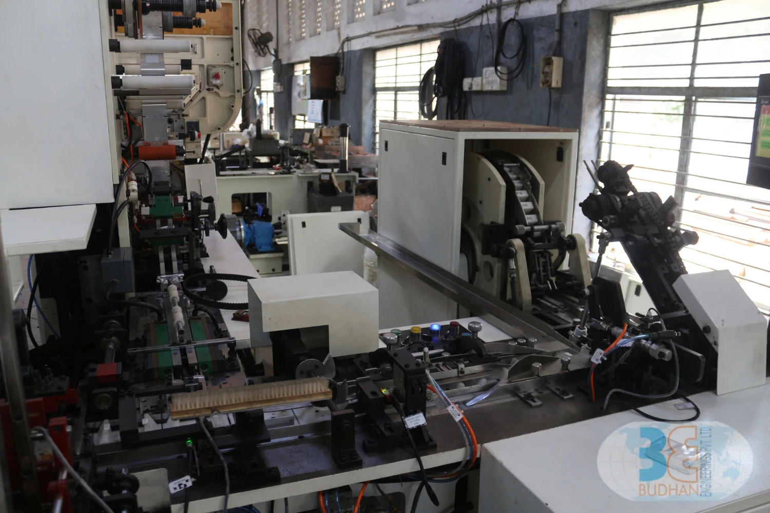 Budhan Fresh Pack™ Smart Seal HLP – Full Machine View Budhan Fresh Pack™ Smart Seal HLP – Full Machine View